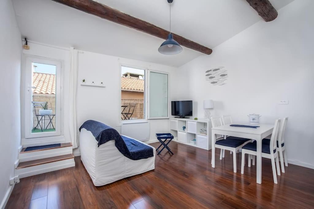 Appartement Au Coeur Du Panier Avec Terrasse 2 A 4 Personnes Climatisation à Marseille Extérieur photo