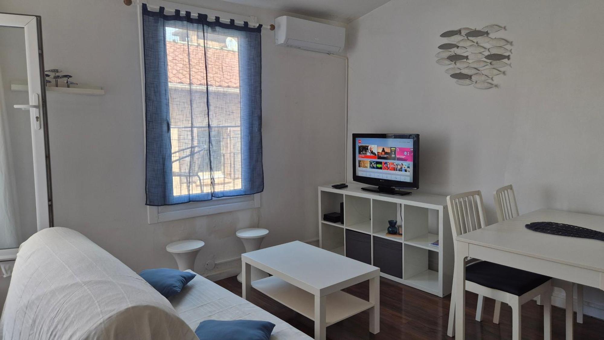 Appartement Au Coeur Du Panier Avec Terrasse 2 A 4 Personnes Climatisation à Marseille Extérieur photo